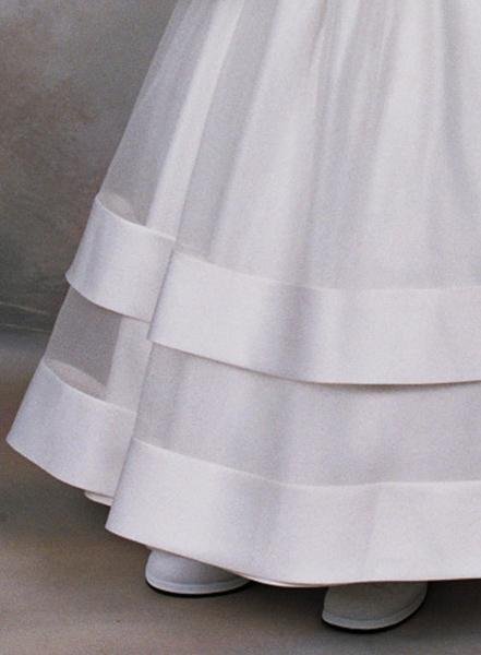 Double satin bands, organza full skirt